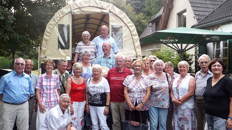 Senioren-Union-Tour zur Straußenfarm