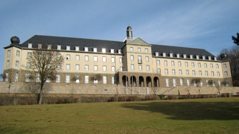Kardinal-Schulte-Haus