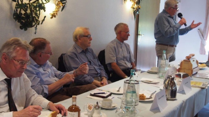 Pfarrer Franz Meurer zu Gast bei der Senioren-Union