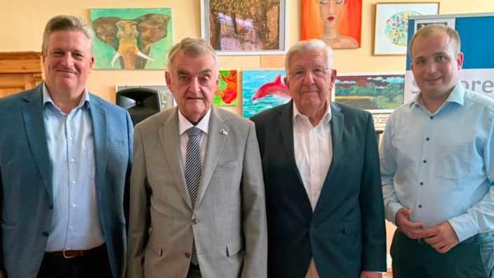 Herbert Reul bei der Lesung in Bensberg mit Lennart Höring, Manfred Klein und Martin Lucke MdL