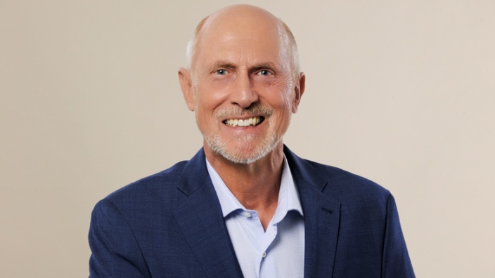 Dr. Kurt Molitor