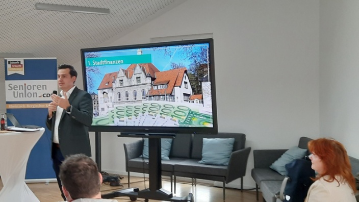 Bürgermeister Marcel Kreutz zu Gast bei der Senioren-Union Bürgermeister Marcel Kreutz zu Gast bei der Senioren-Union